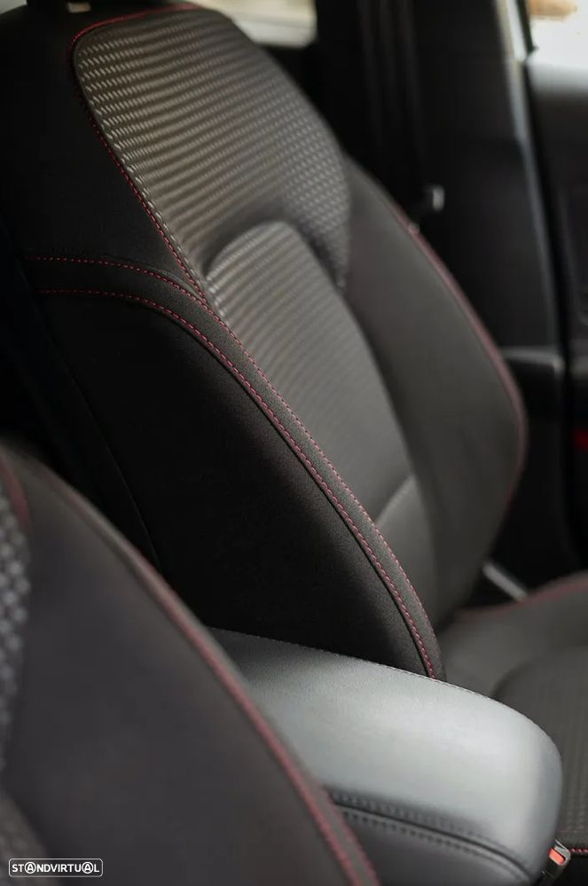 Ford Focus 1.0 EcoBoost MHEV ST-Line Design SIP - 10