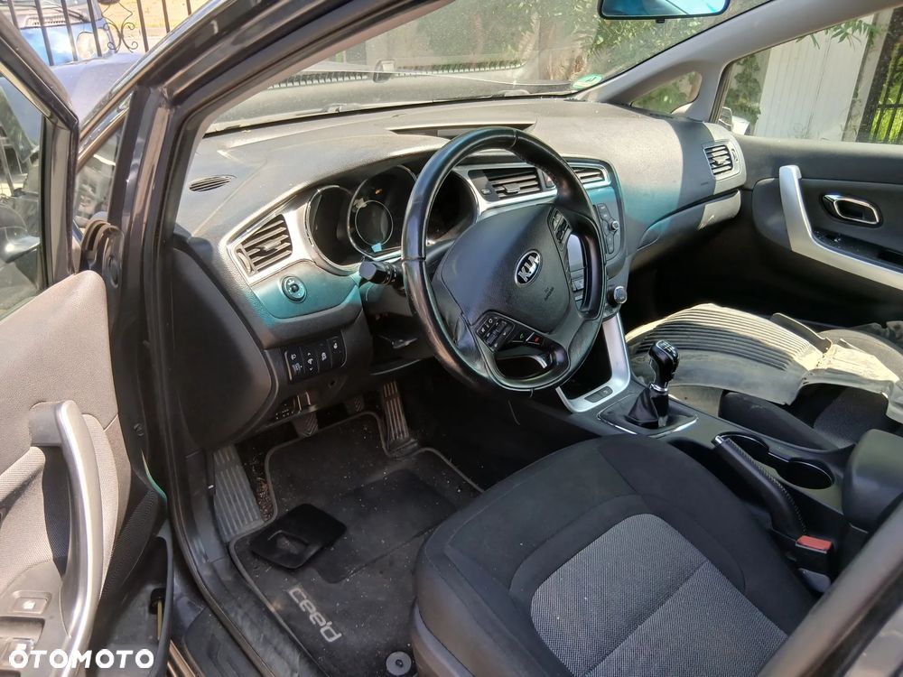 Kia Ceed 1.4 CVVT Dream-Team Edition - 5