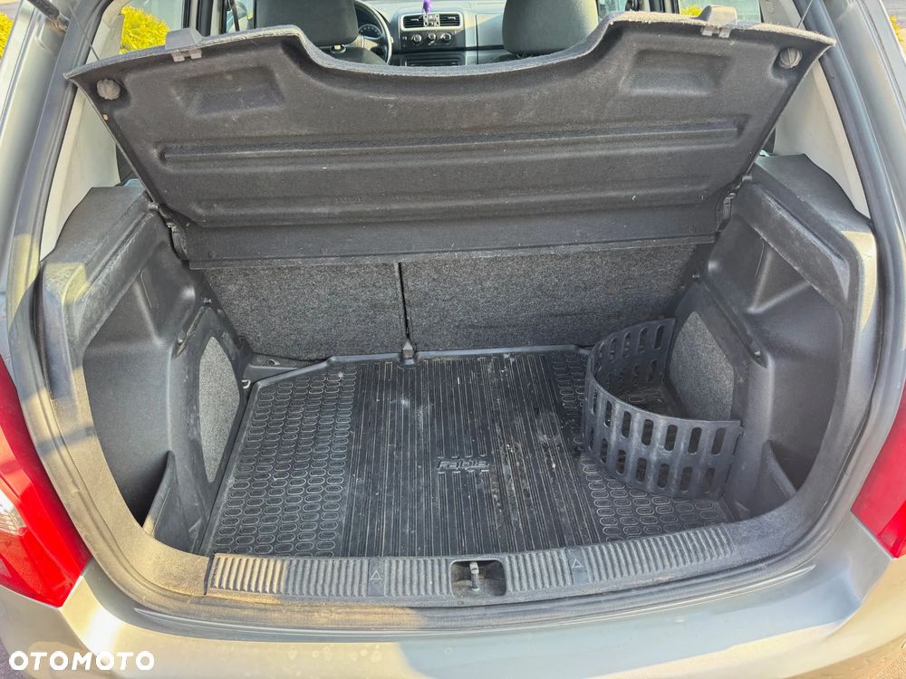 Skoda Fabia 1.6 16V Comfort - 12