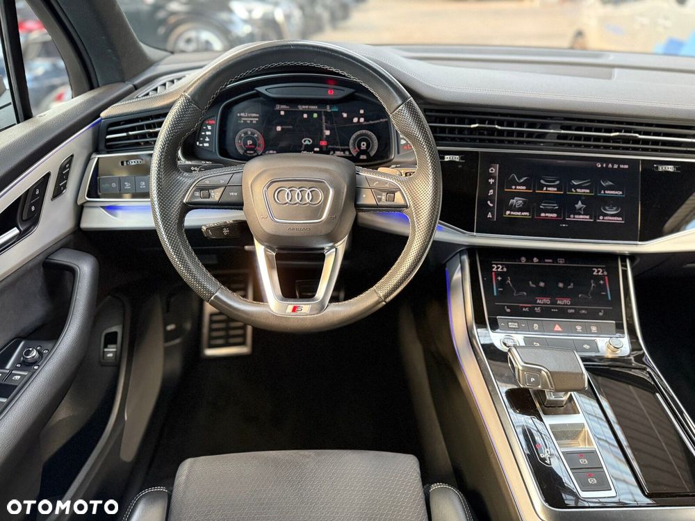 Audi Q7 - 19