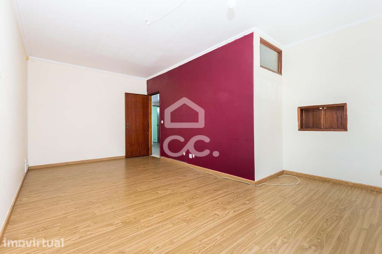 Apartamento T2+1 no Subsolo de um Prédio | Olaias, Lisboa - Grande imagem: 3/26
