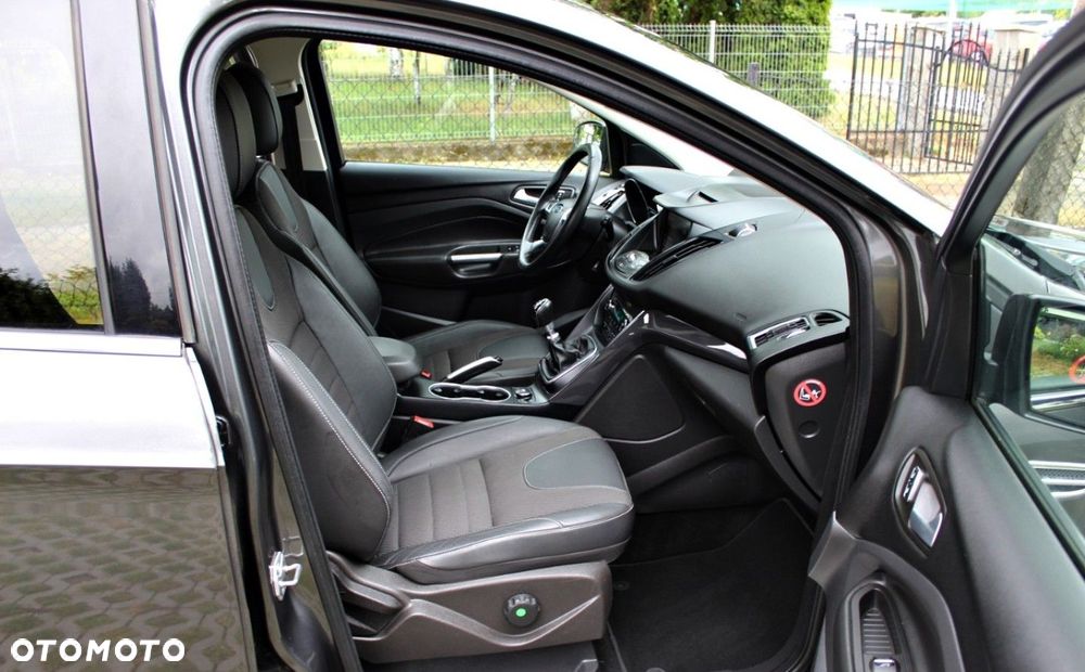Ford Kuga - 16