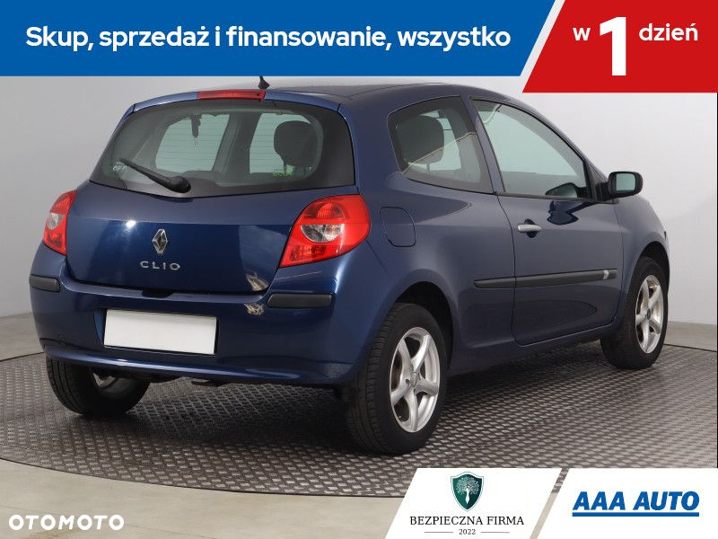 Renault Clio - 6