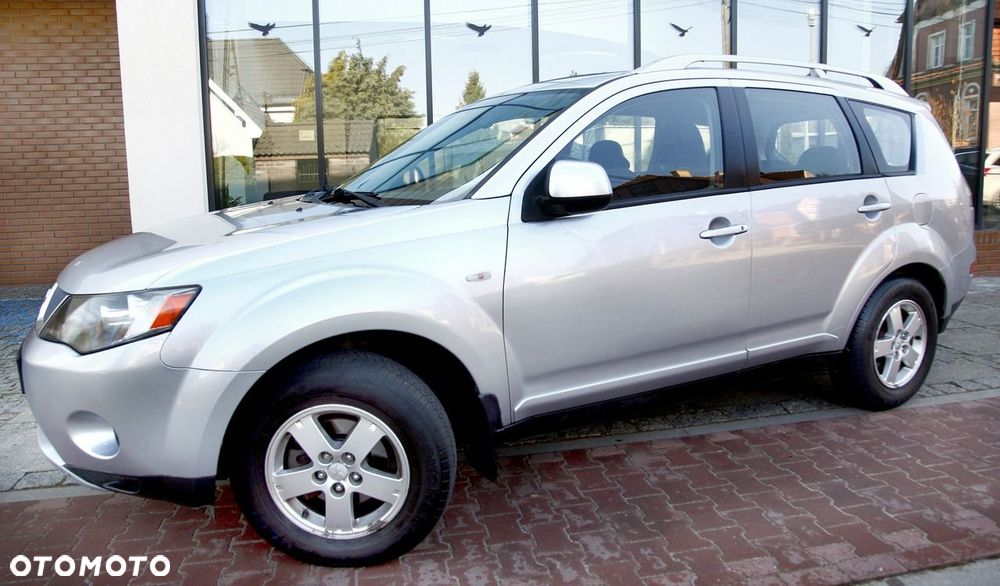 Mitsubishi Outlander - 29
