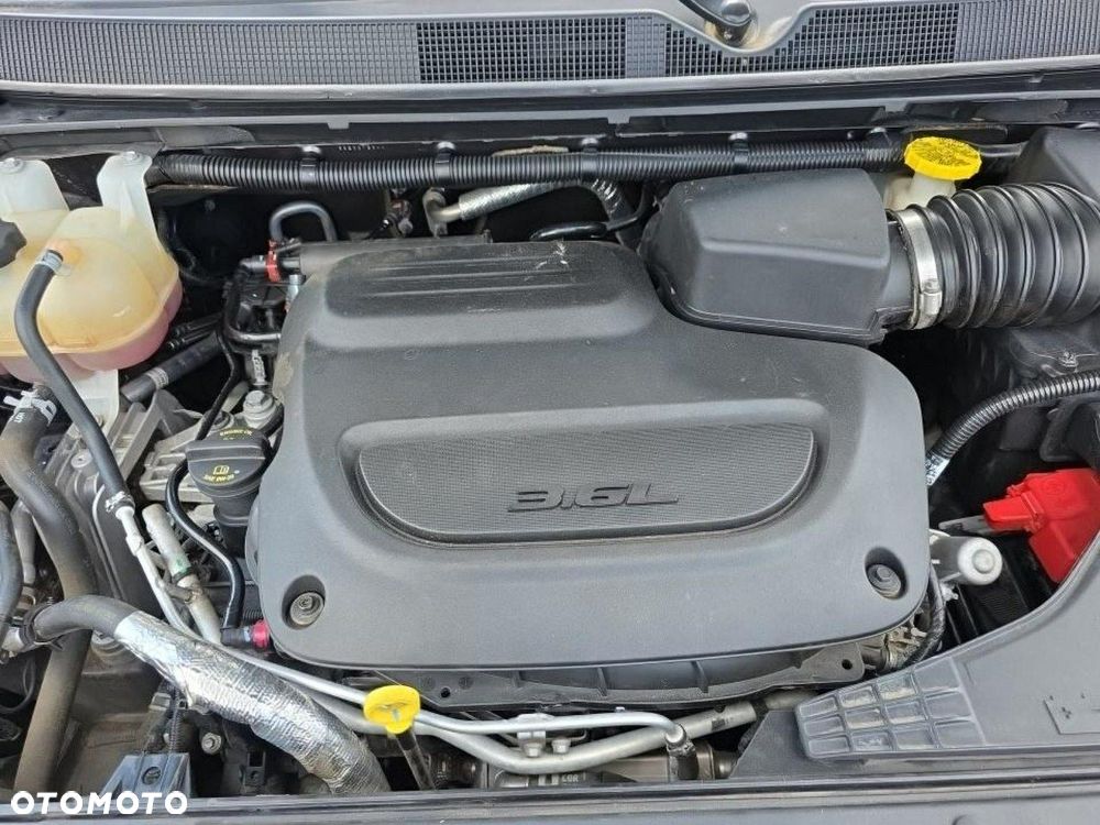 Chrysler Pacifica - 14