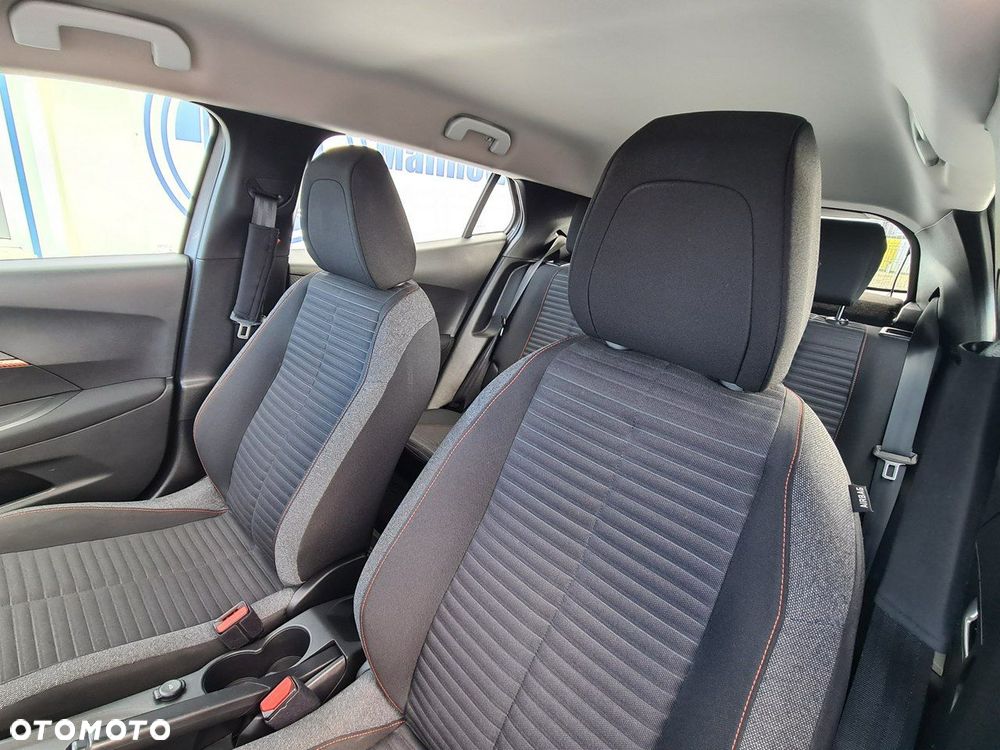 Peugeot 2008 PureTech 100 Style S&S BVM6 - 29