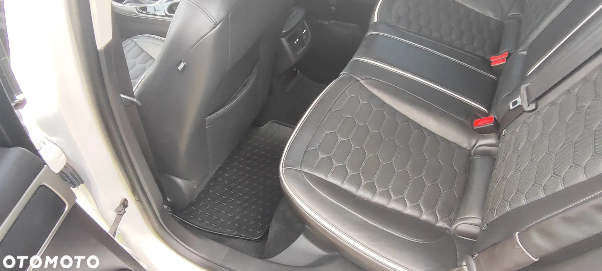 Ford Mondeo Vignale 2.0 TDCi - 28