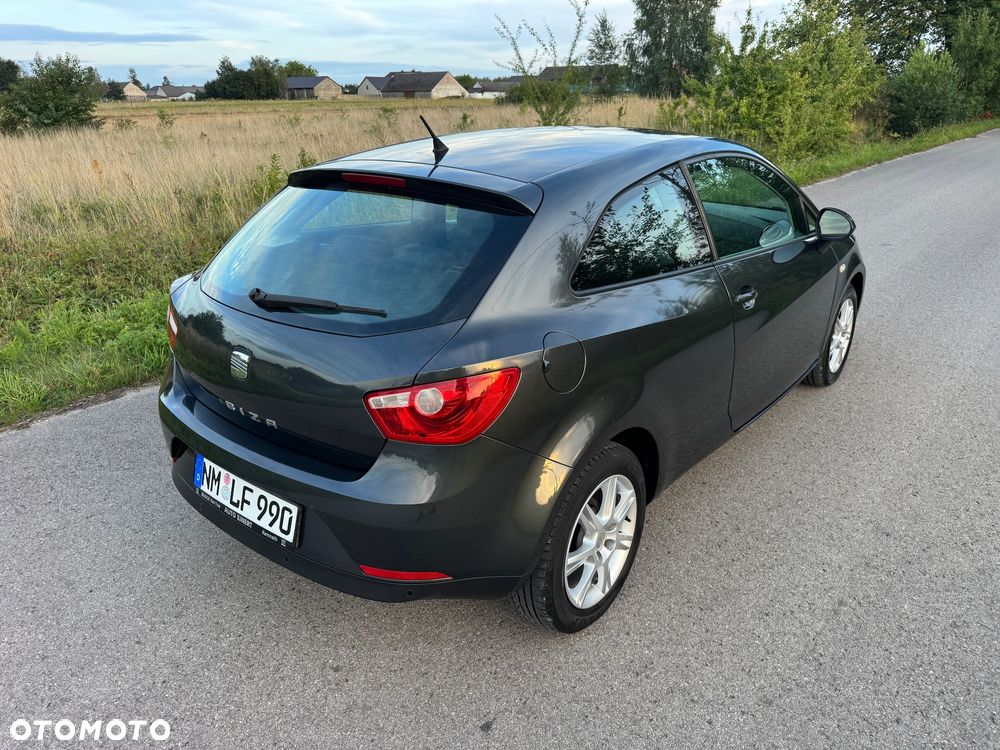 Seat Ibiza SC 1.4 16V Style - 4