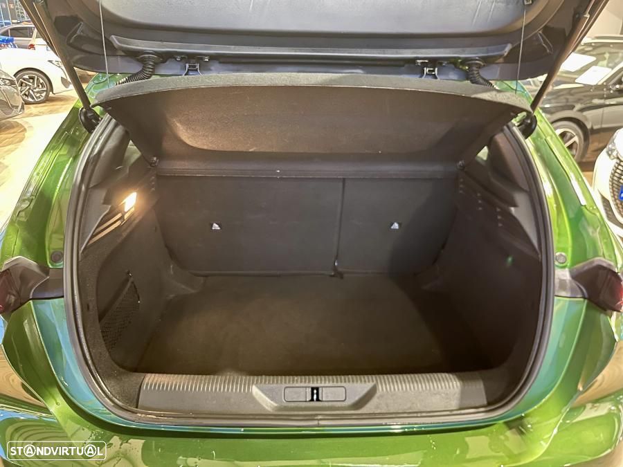 Peugeot 308 PureTech 130 EAT8 Active Pack - 28