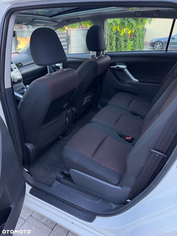 Toyota Verso - 16