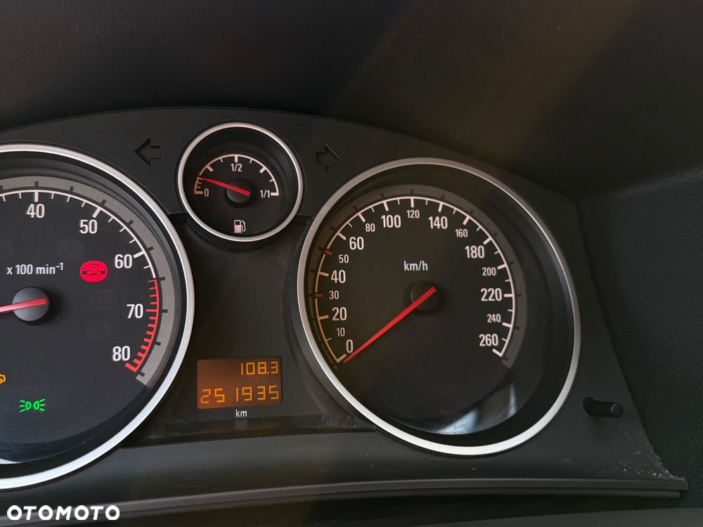 Opel Astra 1.6 Catch me now - 19