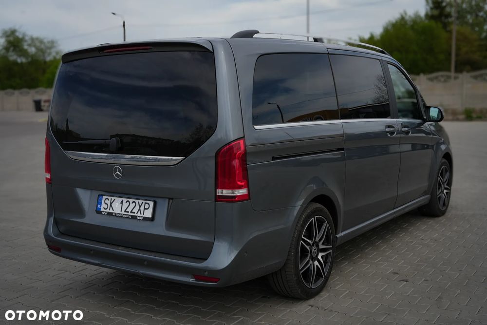 Mercedes-Benz Klasa V 300 d 4-Matic Exclusive 9G-Tronic (d³ugi) - 4