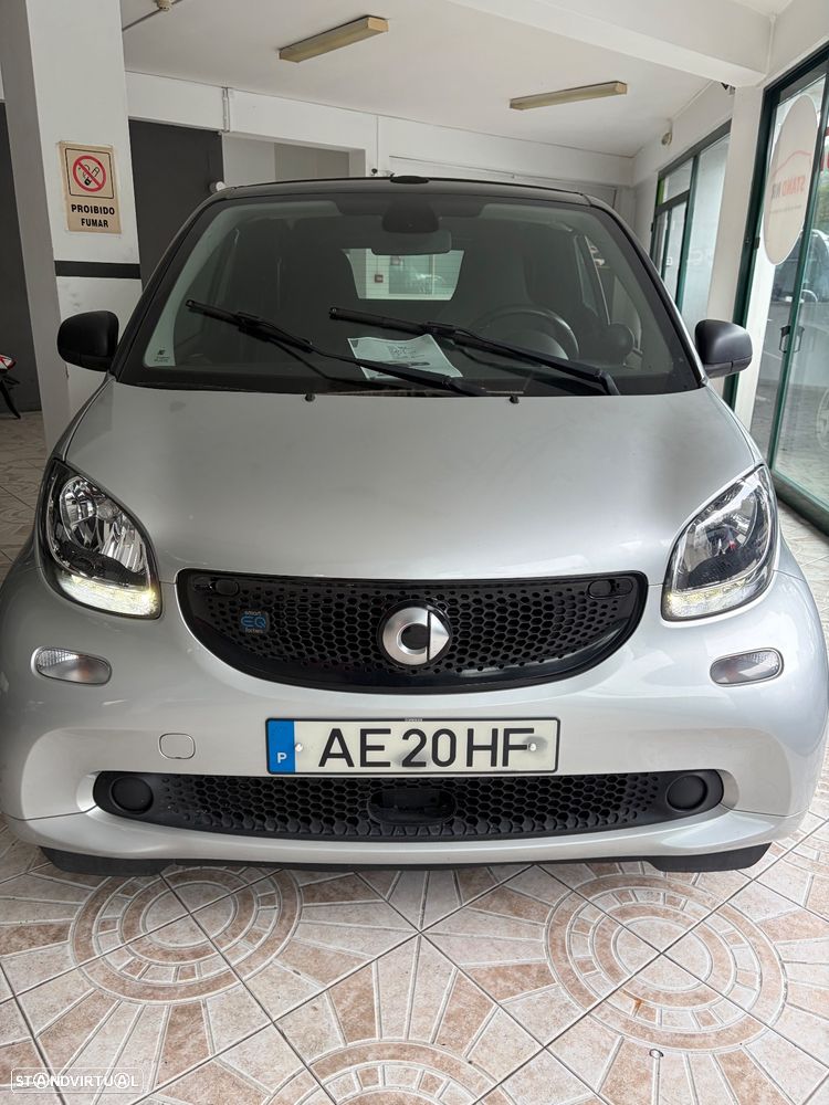 Smart Fortwo Cabrio EQ passion edition nightsky - 1
