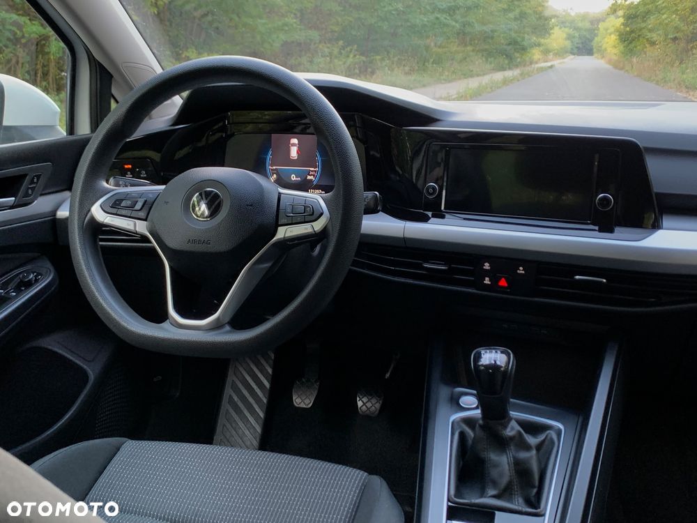 Volkswagen Golf - 26