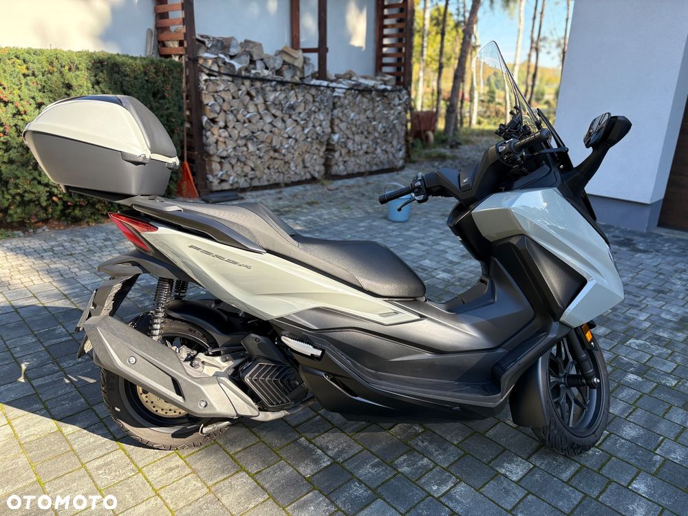 Honda NSS - 24