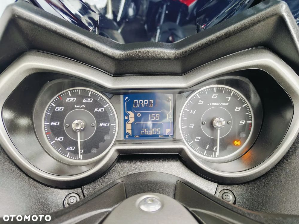 Yamaha X-max - 14