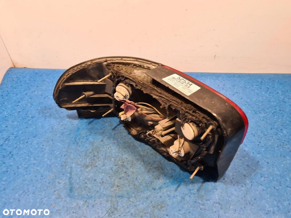 SUBARU IMPREZA I GC KOMBI LAMPA TYŁ PRAWA ZEWNĘTRZNA - 6