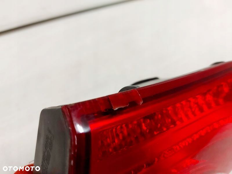 hyundai i30 ii lampa prawa tył w klapę 92404-a50 - 2