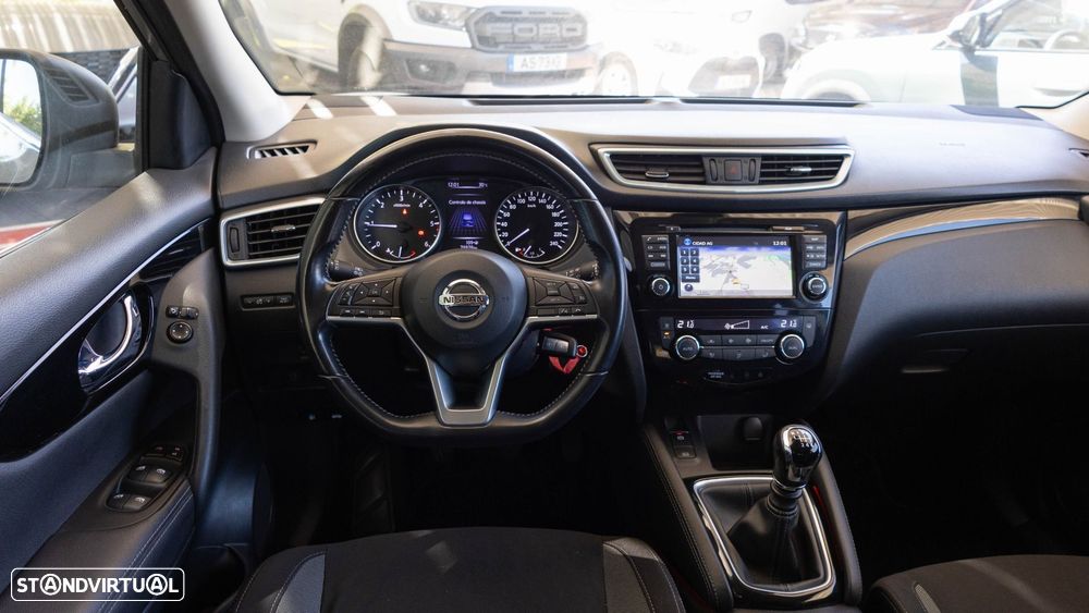 Nissan Qashqai 1.5 dCi N-Connecta Business - 6
