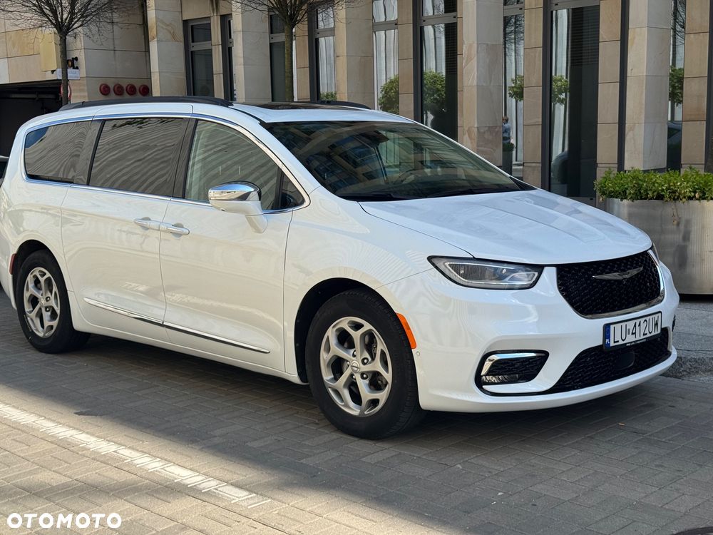 Chrysler Pacifica - 13