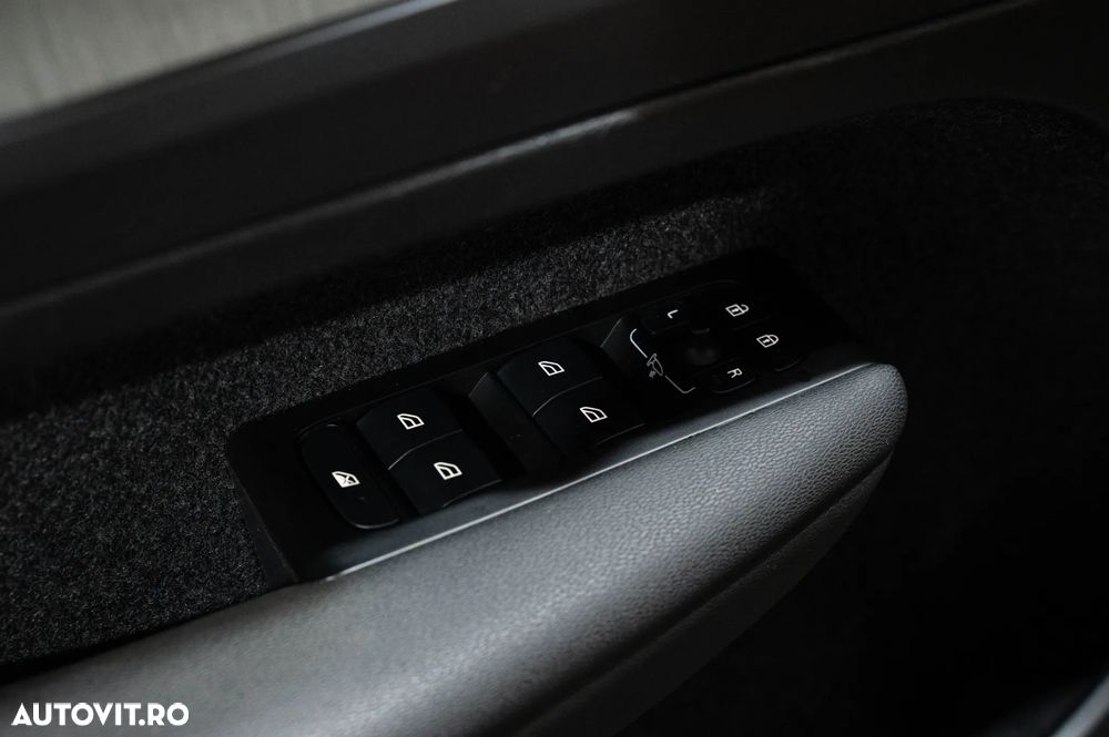 Volvo XC 40 T4 Recharge DKG Inscription - 26