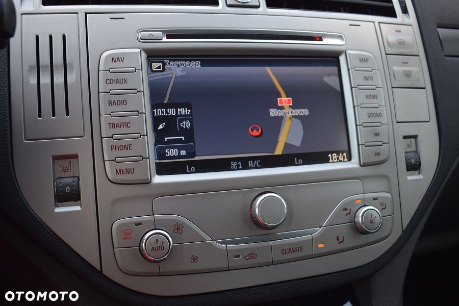 Ford Kuga 2.0 TDCi 2x4 Titanium - 17