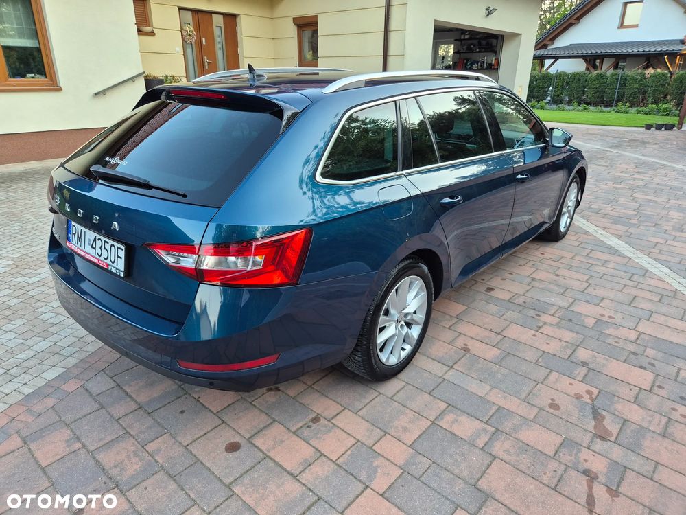 Skoda Superb 2.0 TDI SCR Ambition DSG - 6