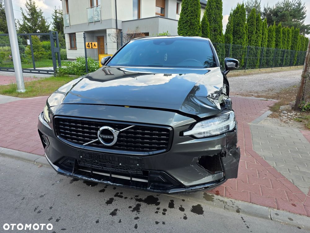Volvo S60 B4 B R-Design - 5
