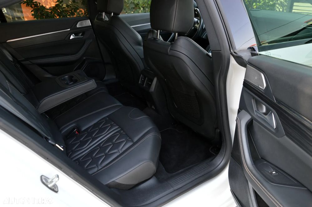 Peugeot 508 225 e-EAT8 GT - 24