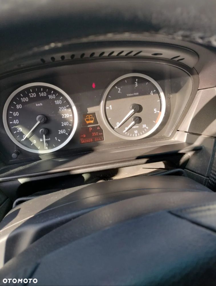 BMW Seria 5 - 10
