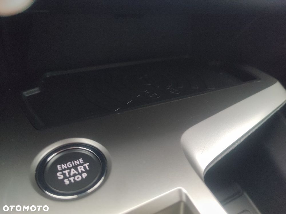 Peugeot 408 1.2 PureTech Allure Pack S&S EAT8 - 37