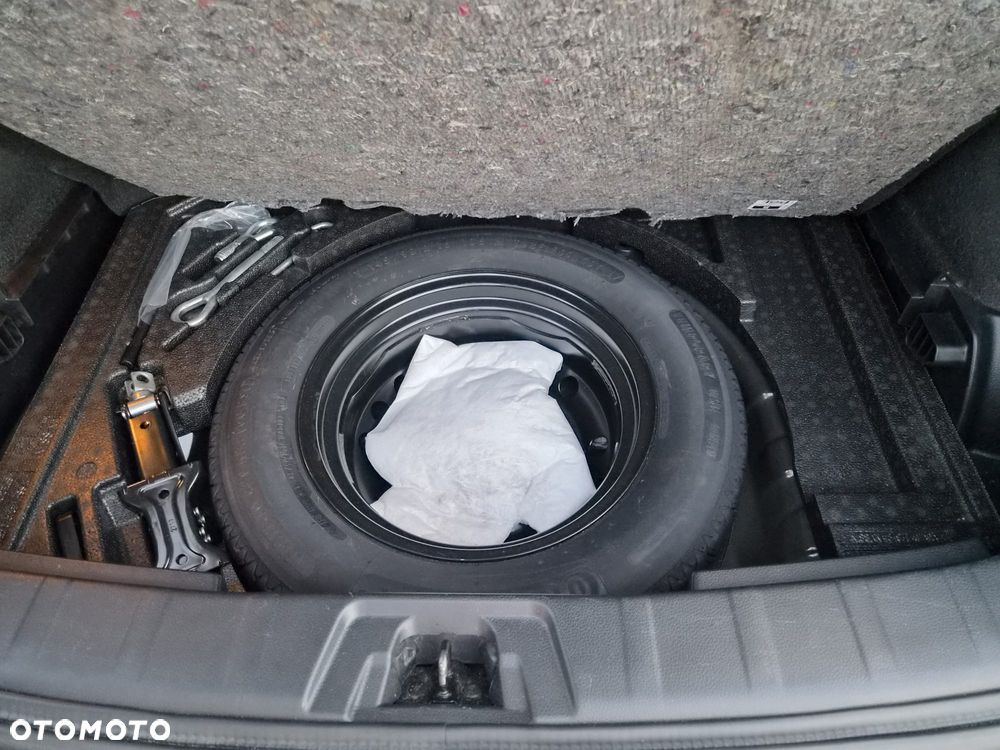 Nissan Qashqai 1.6 DIG-T N-Connecta - 32