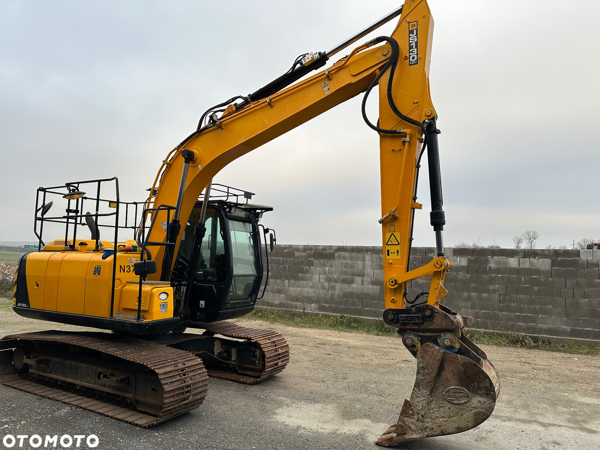 JCB JS130LC 4F Błotniak Zamiana - 5