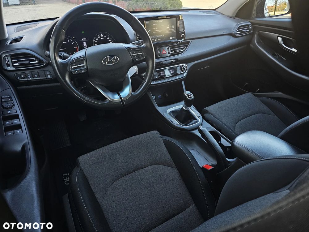 Hyundai i30 1.0 T-GDI Smart - 13