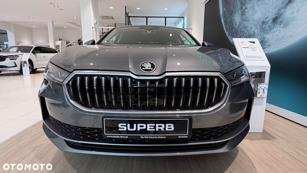 Skoda Superb 2.0 TDI SCR 4x4 Edition 130 DSG - 11