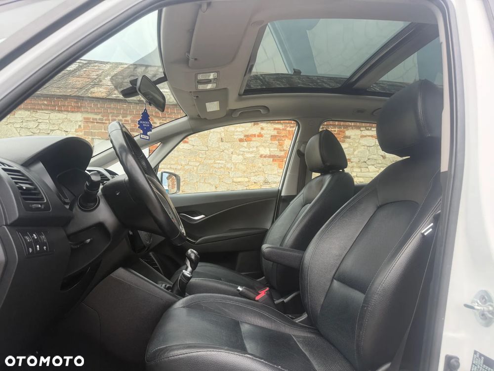 Hyundai ix20 - 11
