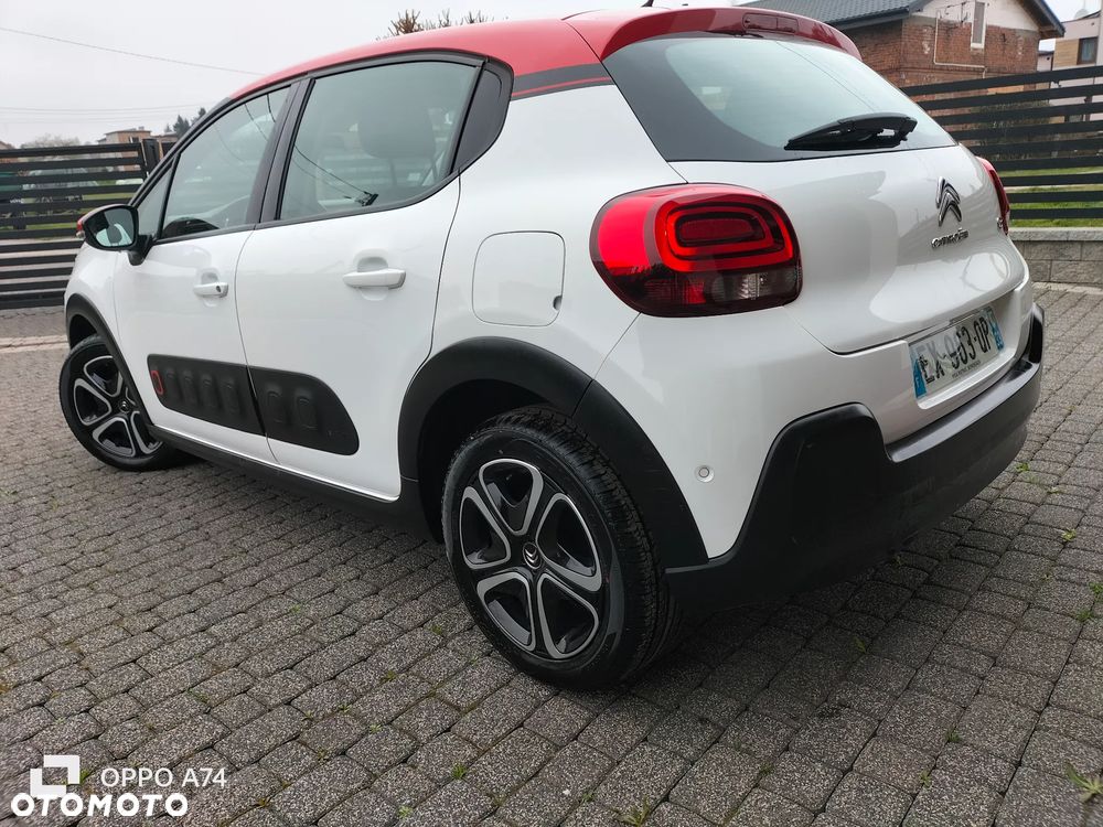 Citroën C3 Pure Tech 82 SHINE - 2