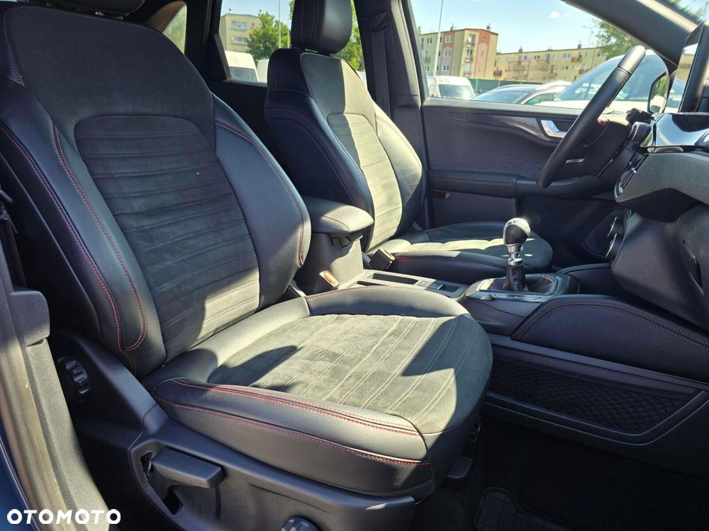 Ford Kuga 1.5 EcoBoost FWD ST-Line - 17