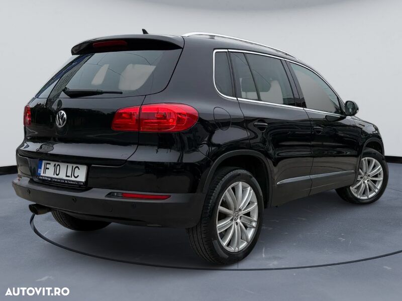 Volkswagen Tiguan 2.0 TDI DPF 4Motion BlueMotion Technology DSG Life - 6