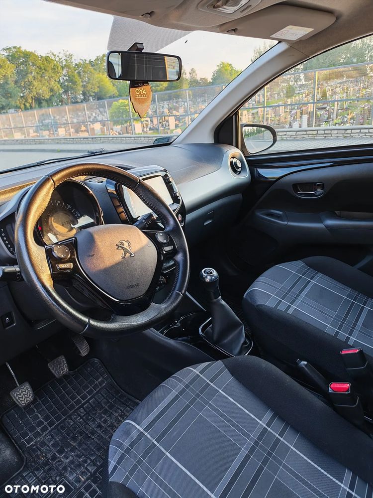 Peugeot 108 PureTech 82 Style - 23