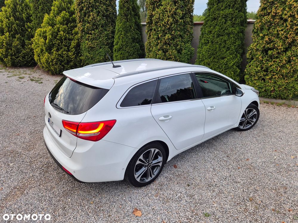 Kia Ceed 1.6 GDI ISG Spirit - 40