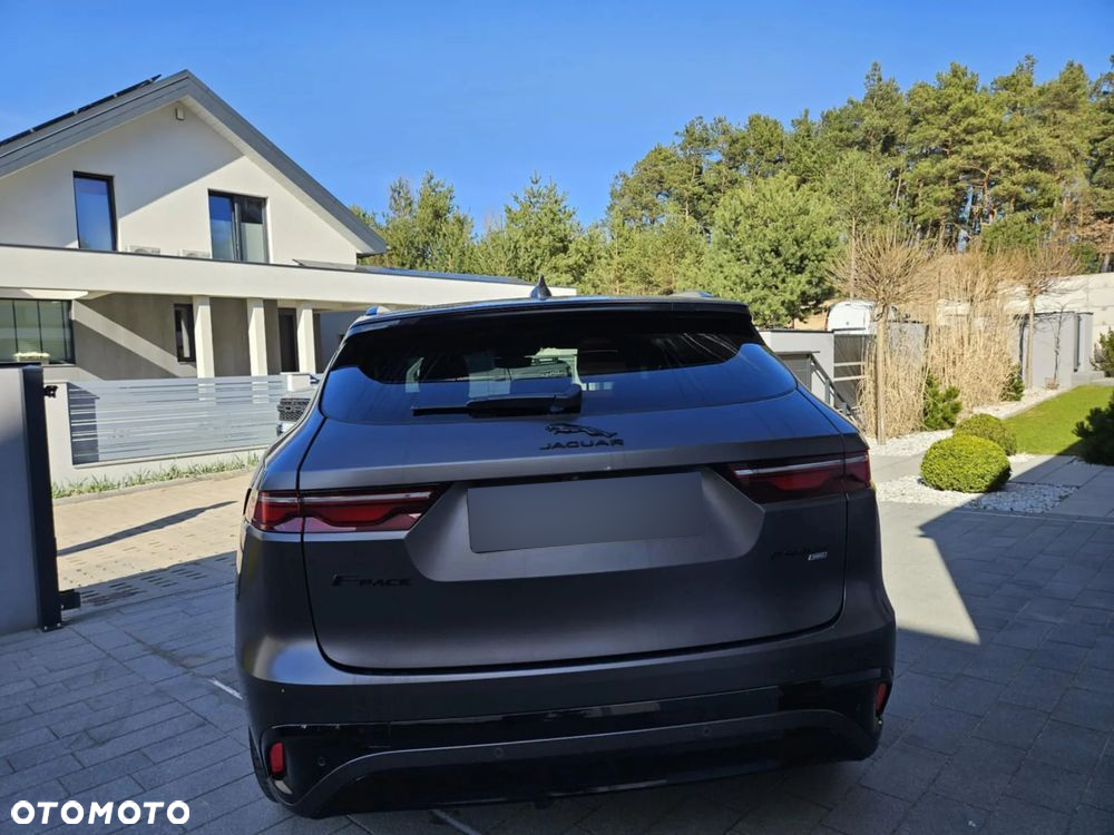 Jaguar F-Pace 2.0 P400e PHEV AWD R-Dynamic Black - 6