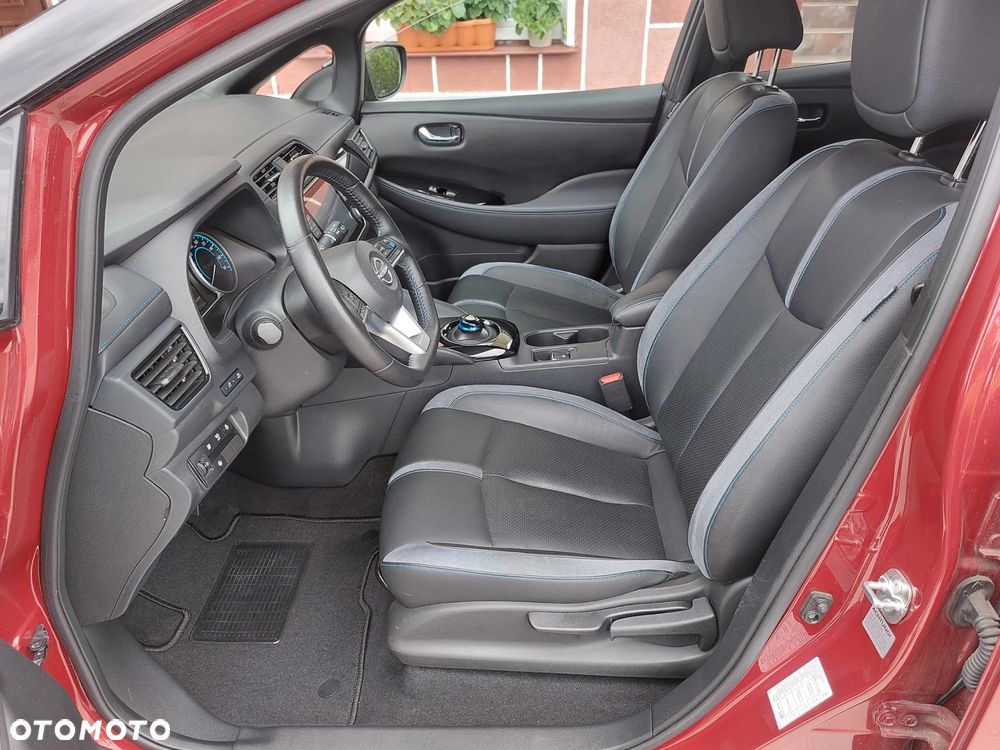 Nissan Leaf 40kWh Tekna - 9