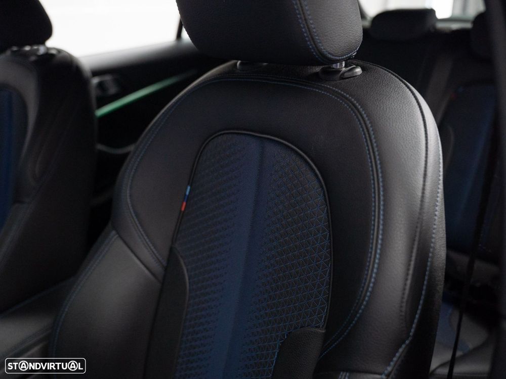BMW 118 i Pack Desportivo M Auto - 20
