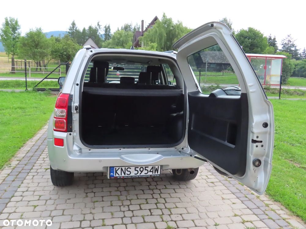 Suzuki Grand Vitara 2.0 Comfort - 9