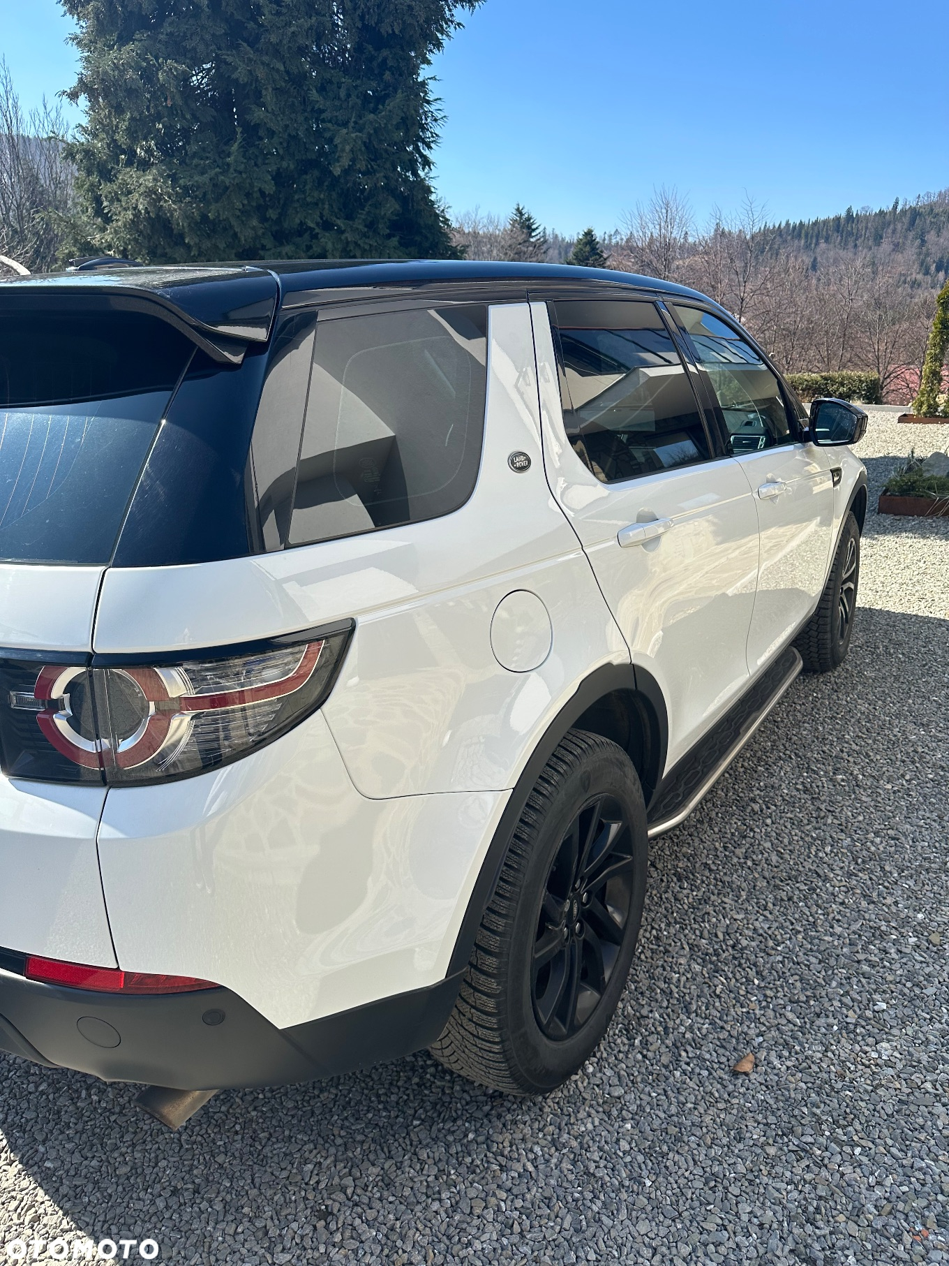 Land Rover Discovery Sport 2.0 Si4 HSE Luxury - 15
