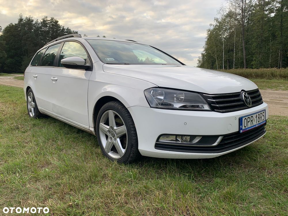 Volkswagen Passat 1.6 TDI DPF BlueMot Comfortline - 1