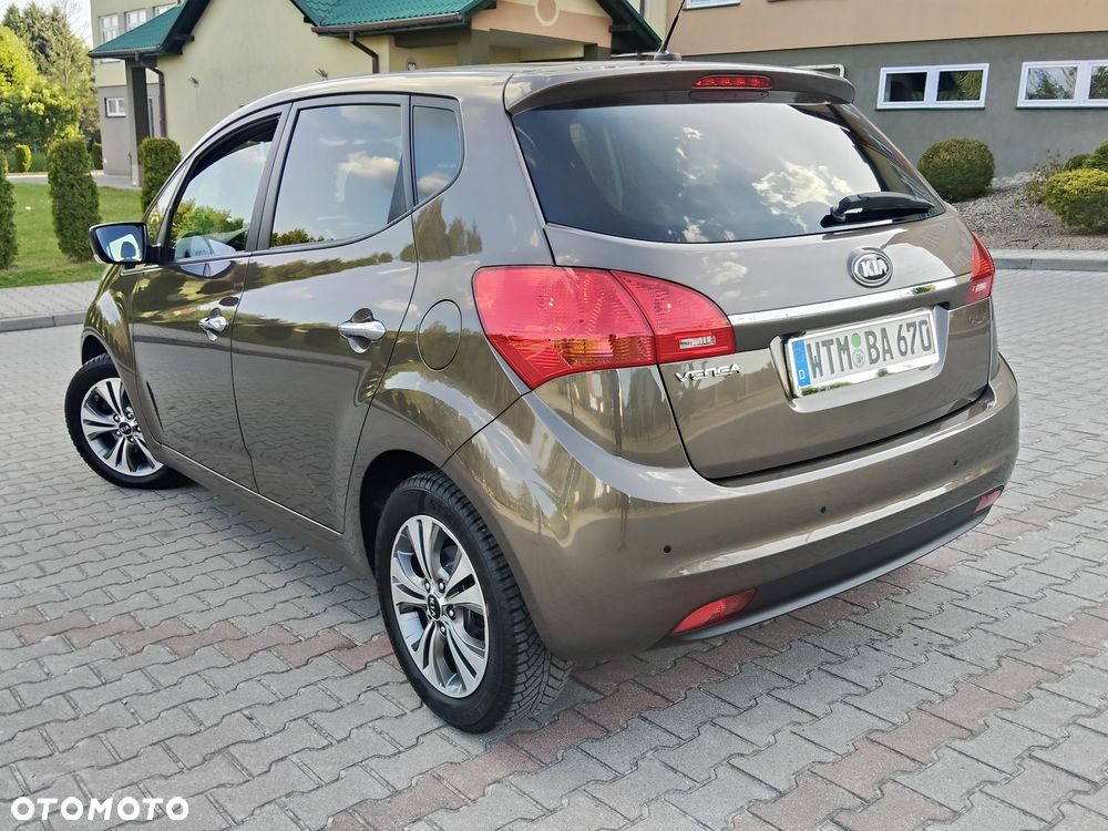 Kia Venga 1.6 CVVT Dream-Team Edition - 2