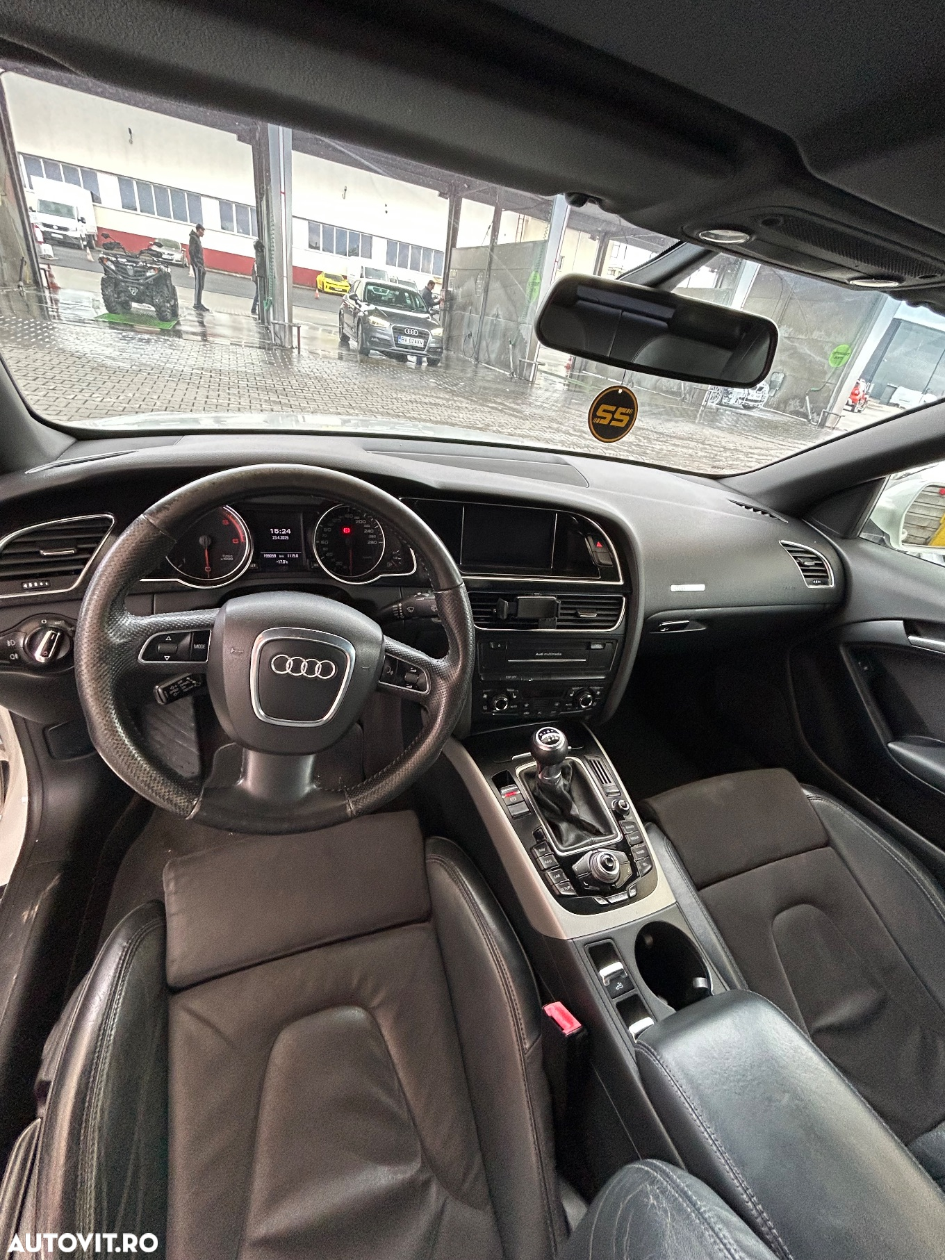 Audi A5 Cabrio 2.0 TDI - 9