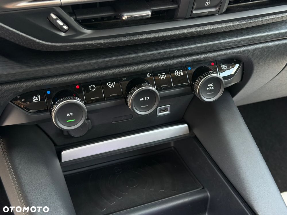 Citroën C5X 1.6 PHEV 225 Shine EAT8 - 24